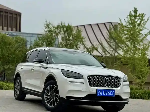 Lincoln Corsair 2022
