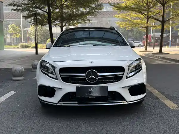 Mercedes-Benz GLA AMG 2017