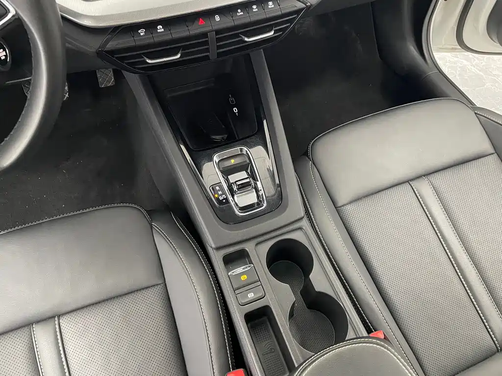 Skoda Octavia 2022 — фото 11