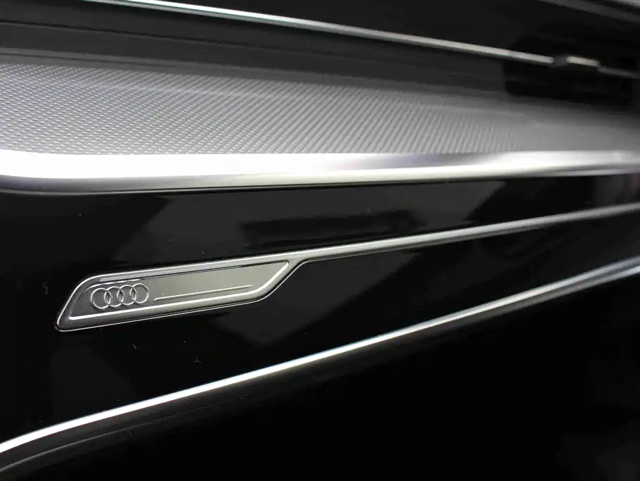 Audi A6L 2023 — фото 12