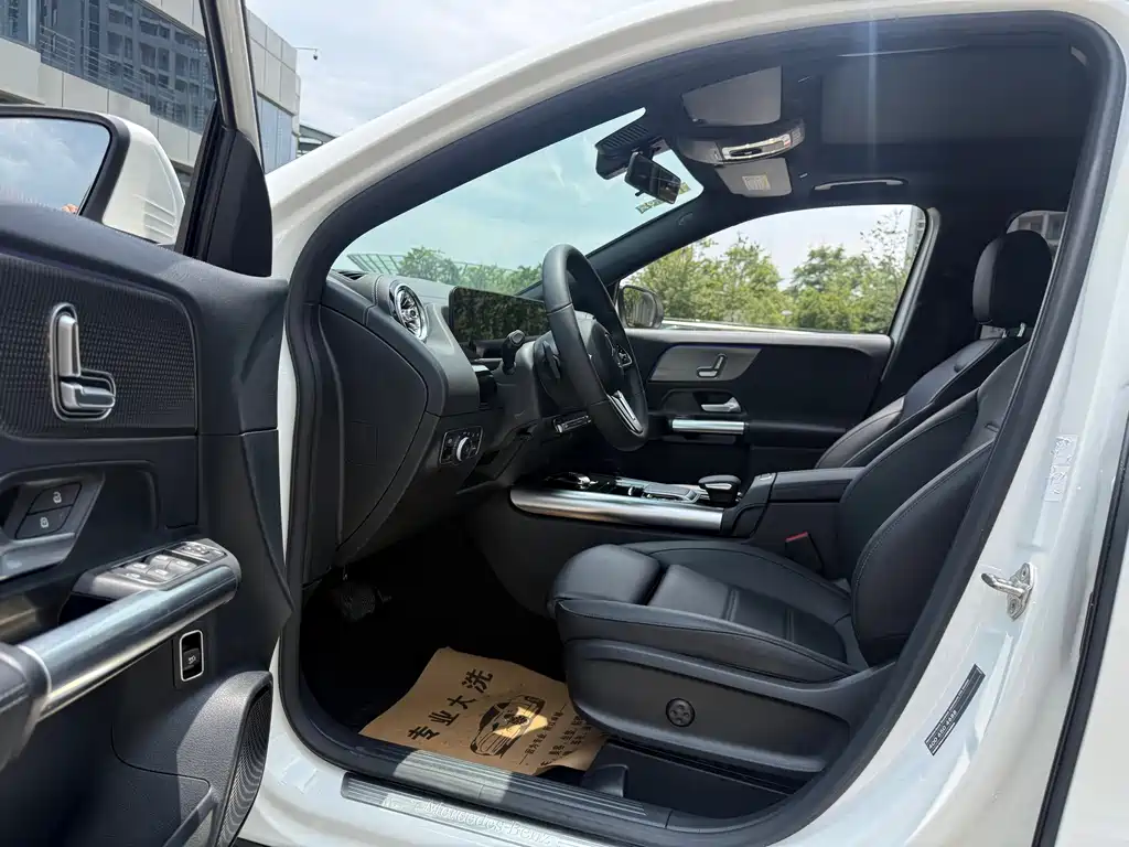 Mercedes-Benz GLA 2021