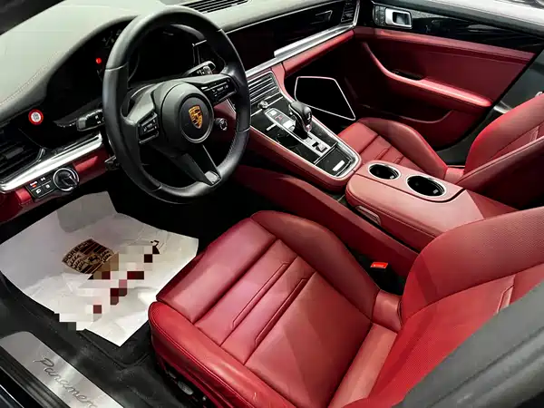 Porsche Panamera 2022