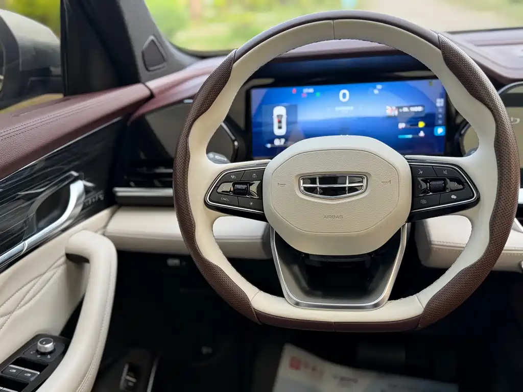 Geely Xingyue L 2023 — фото 15