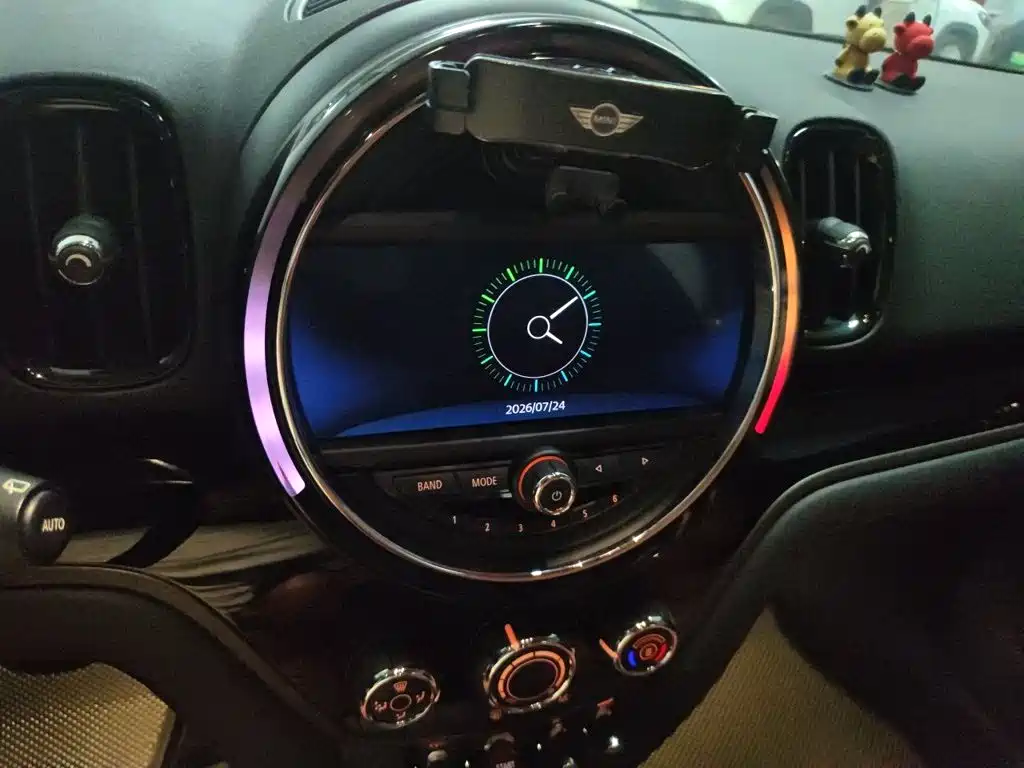 MINI Countryman 2020 — фото 10