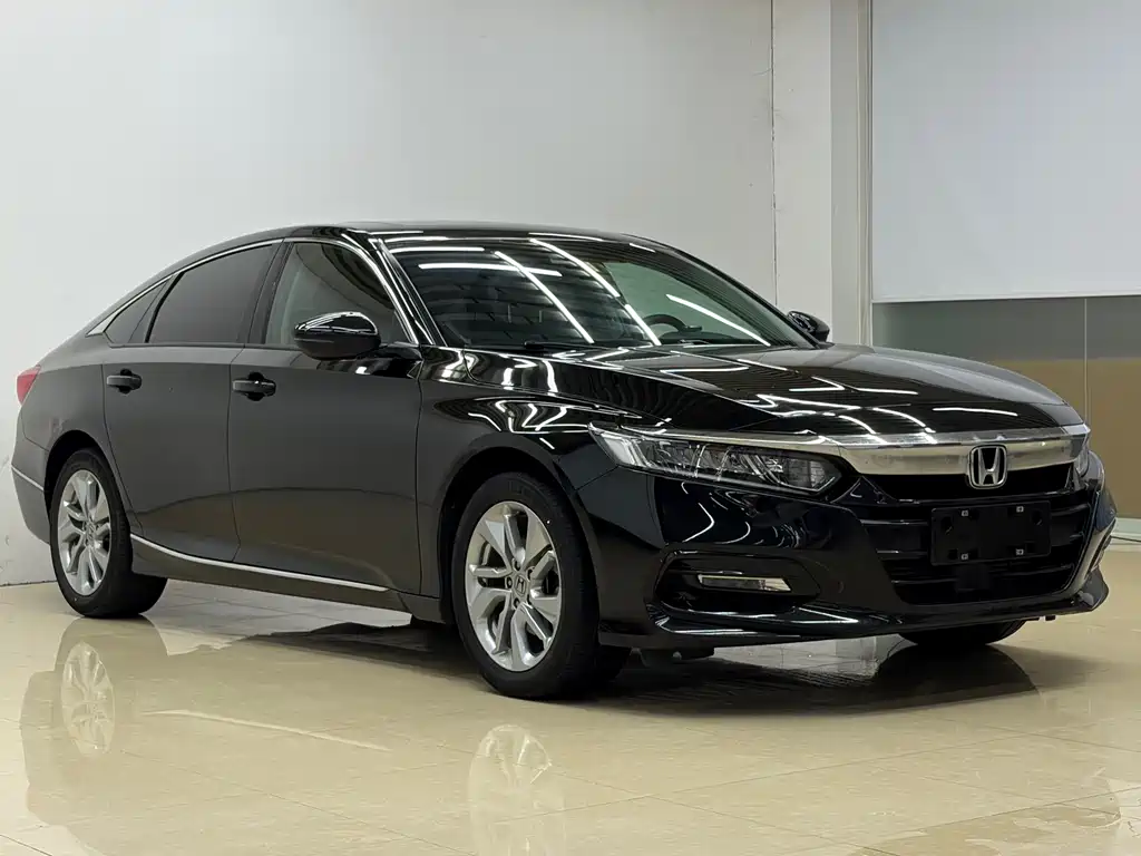 Honda Accord 2020 — фото 3
