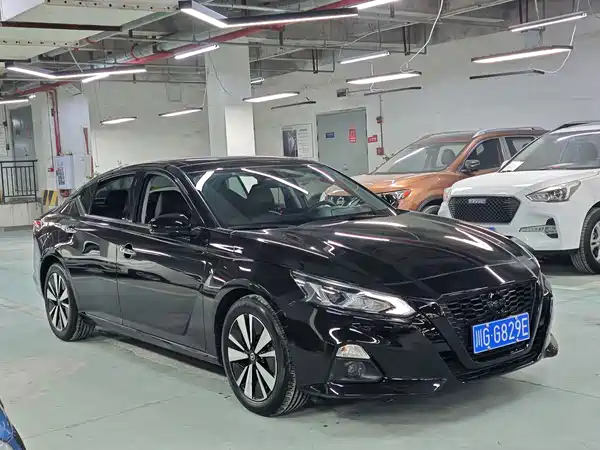 Nissan Teana 2021