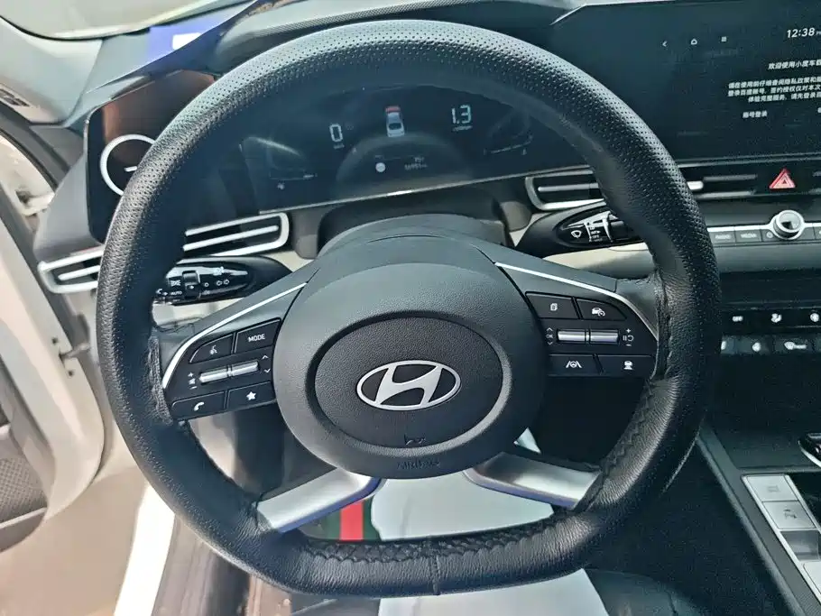 Hyundai Elantra 2024 — фото 15