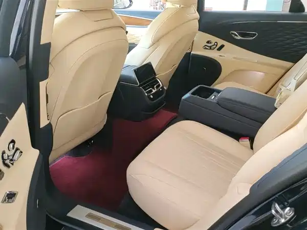 Bentley Flying Spur 2021