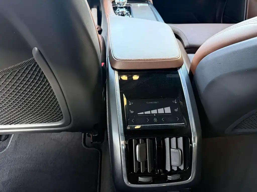 Volvo S90 2023 — фото 15