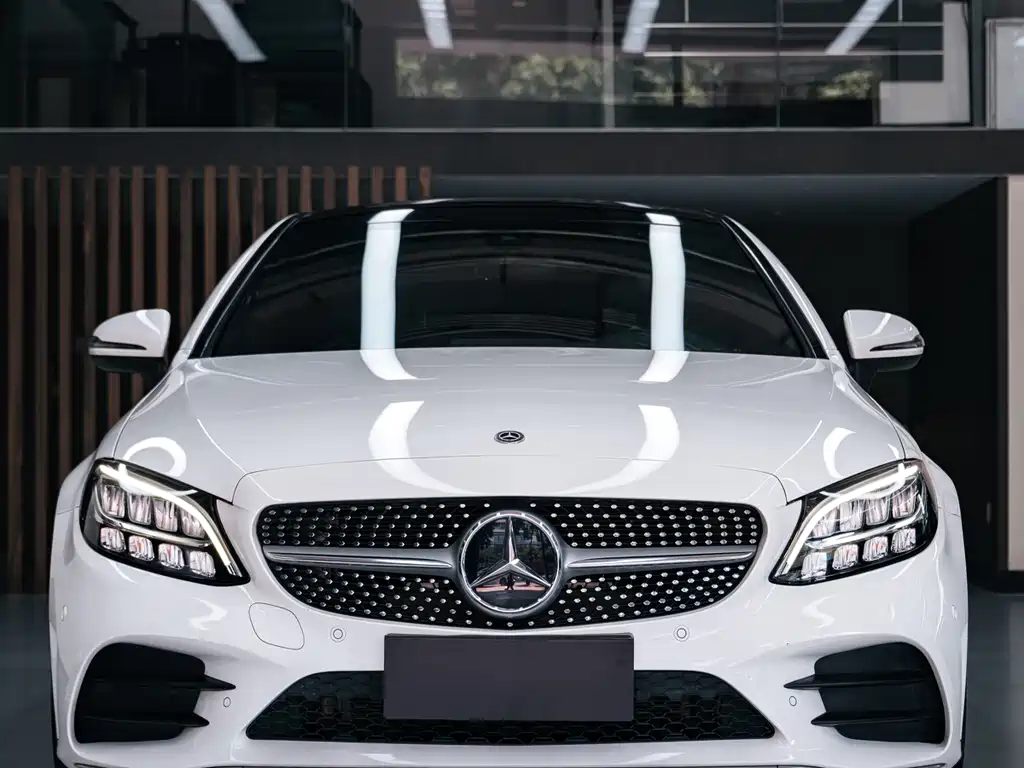 Mercedes-Benz C-Class 2019