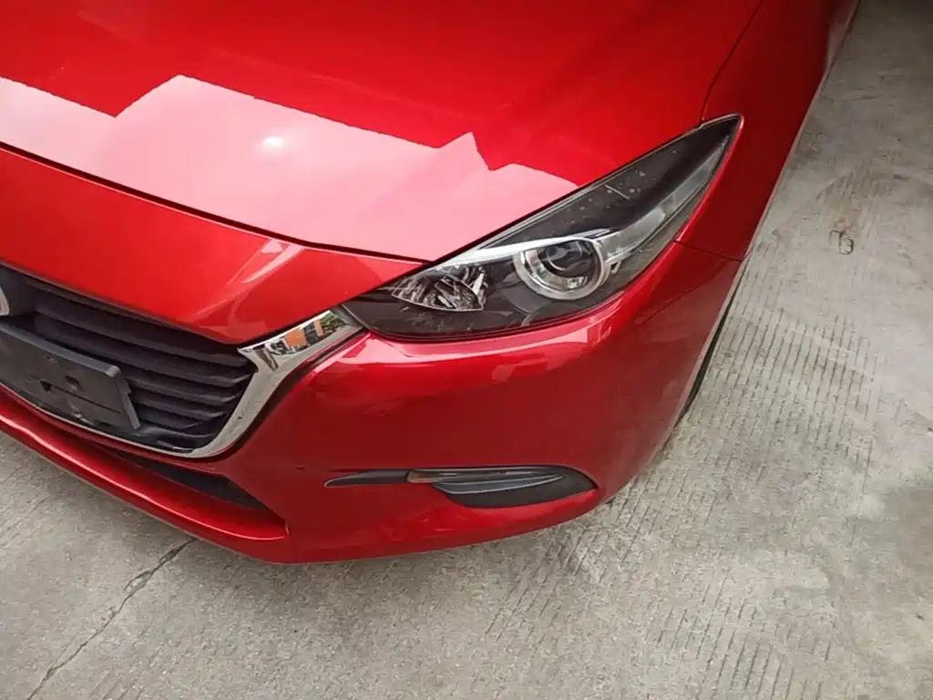 Mazda 3 Axela 2017 — фото 24