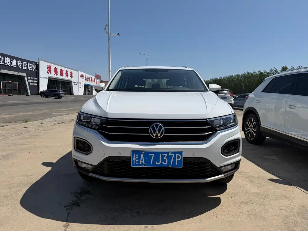 Volkswagen T-Roc 2022 — фото 2