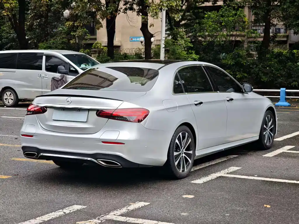 Mercedes-Benz E-Class New Energy 2022 — фото 5