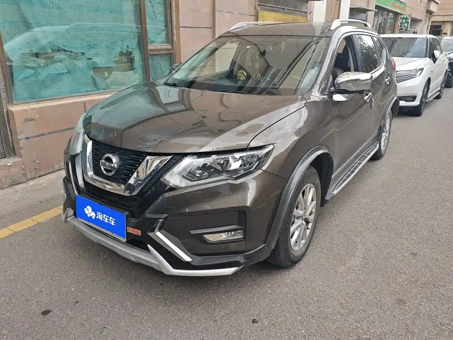 Nissan X-Trail 2017 — фото 1