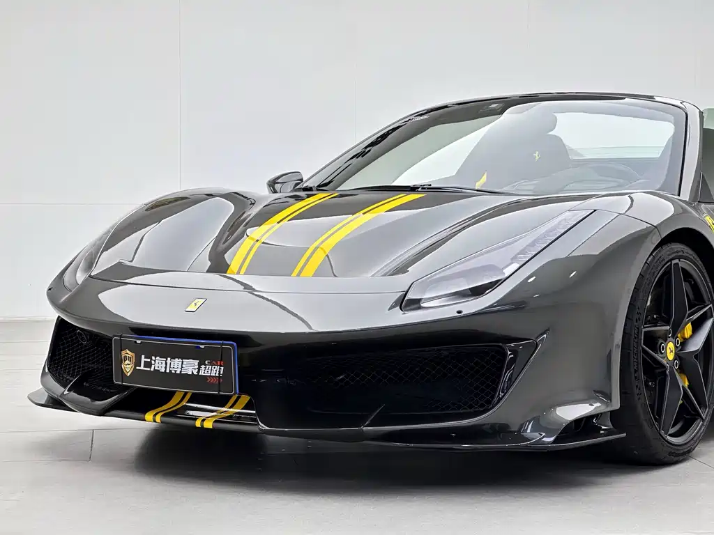 Ferrari 488 2019 — фото 12