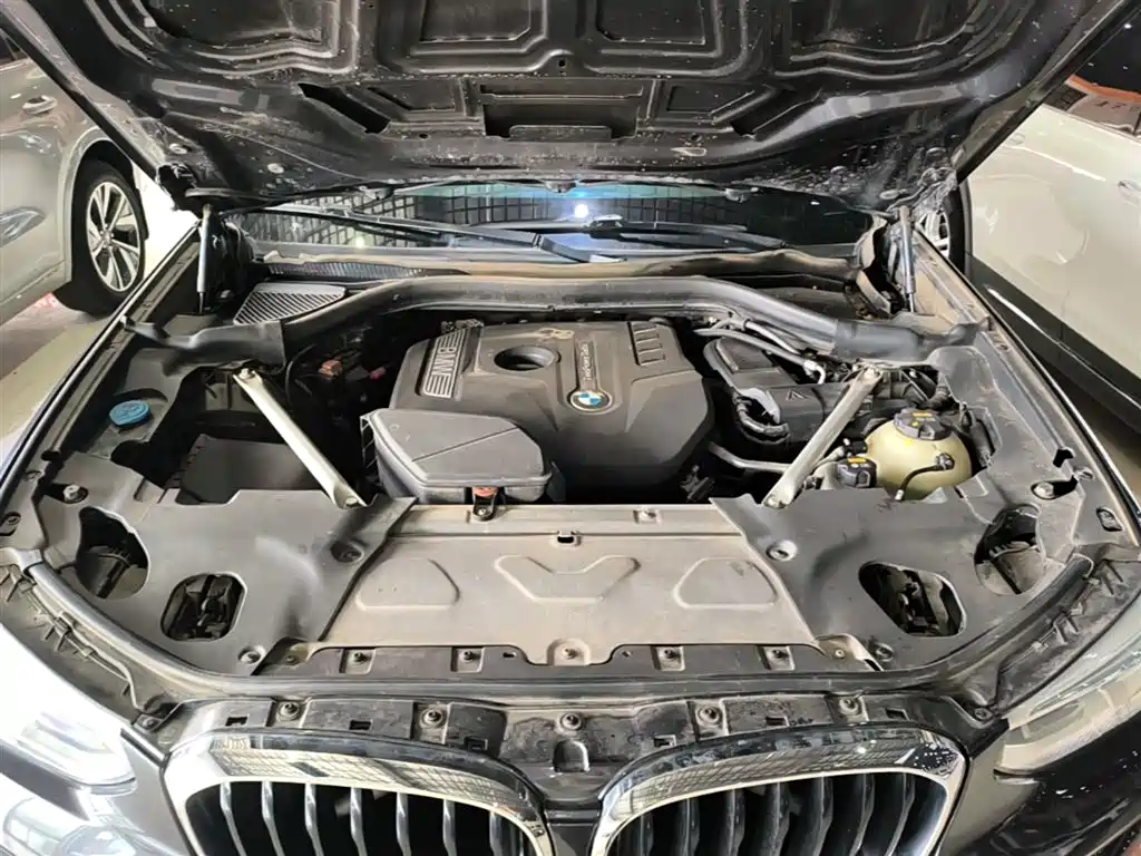 BMW X4 2019 — фото 20