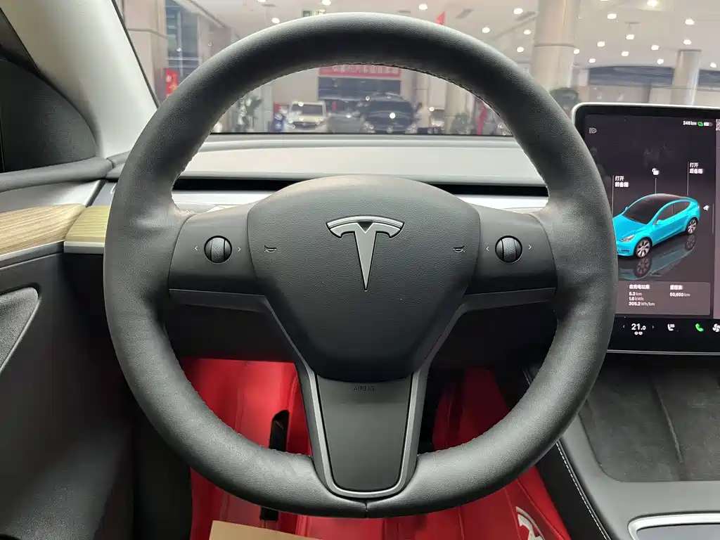 Tesla Model Y 2023 — фото 17