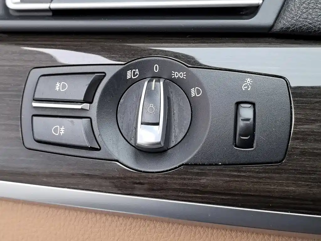BMW 7 Series 2012 — фото 21