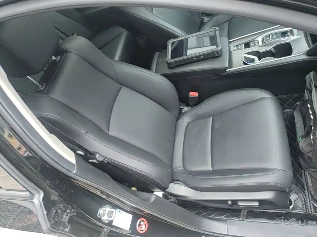 Honda Accord 2023 — фото 25