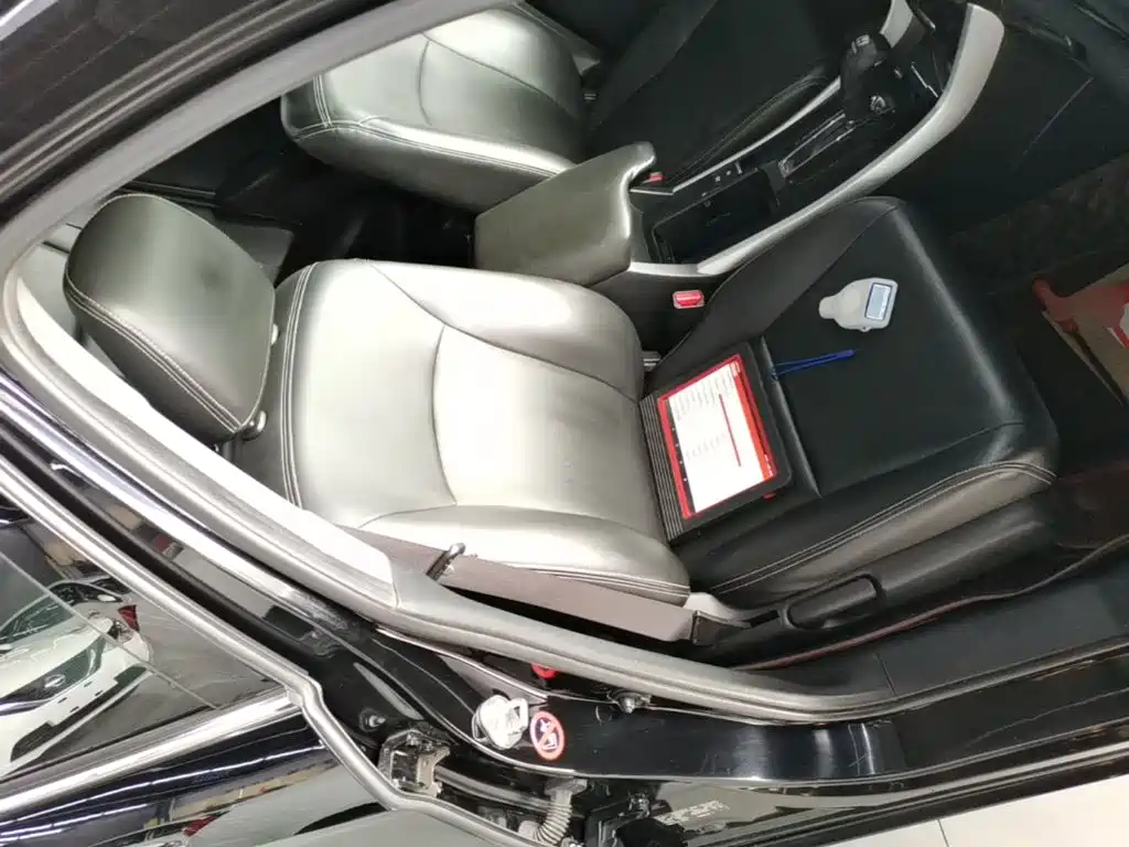 Honda Accord 2018 — фото 25