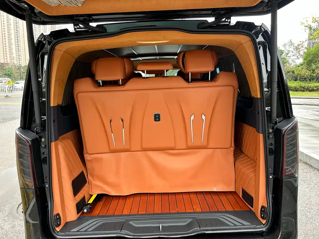 Mercedes-Benz Vito 2022 — фото 10