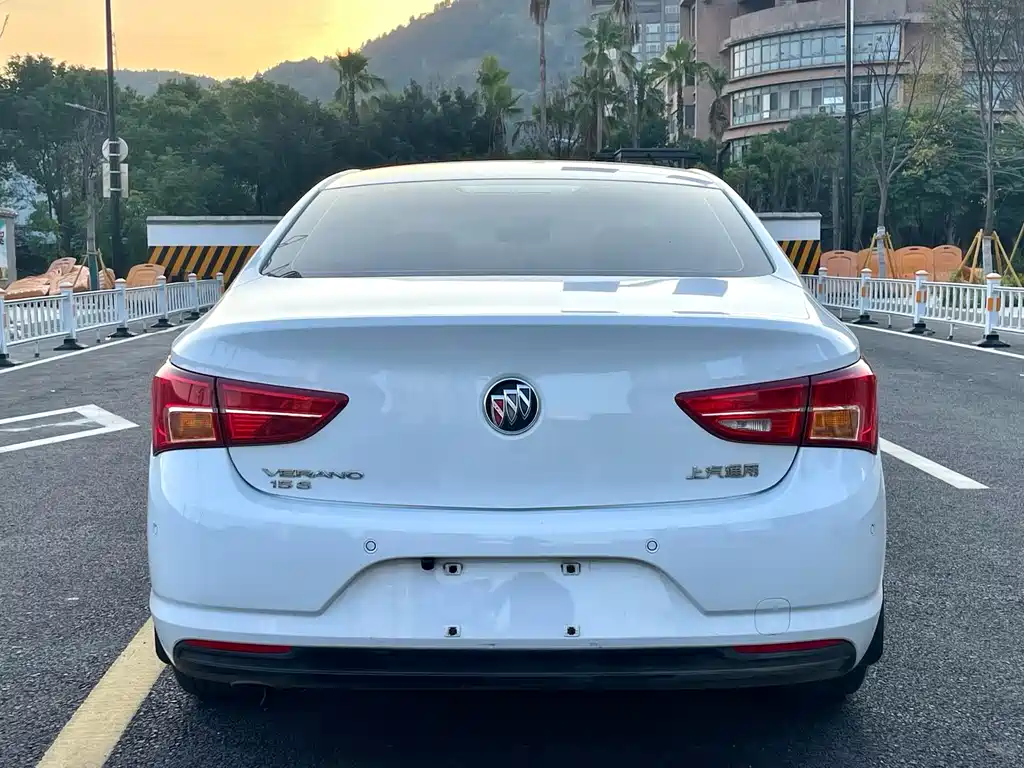 Buick Verano 2019 — фото 15
