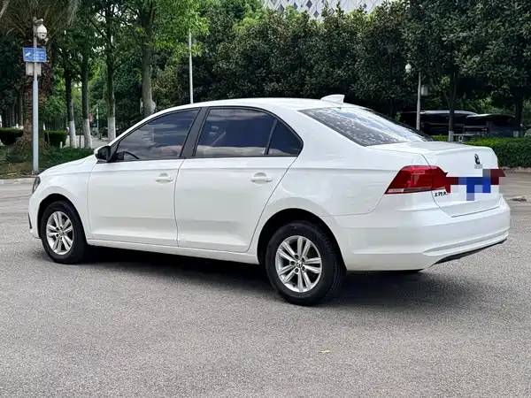 Volkswagen Santana 2021