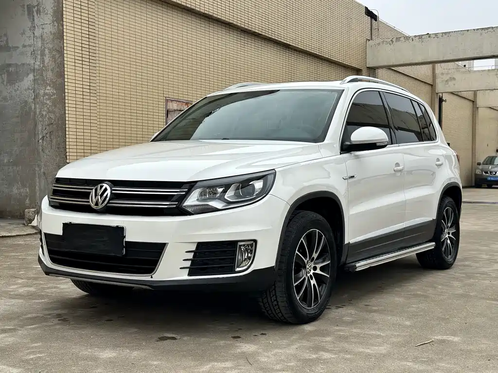 Volkswagen Tiguan 2016 — фото 1