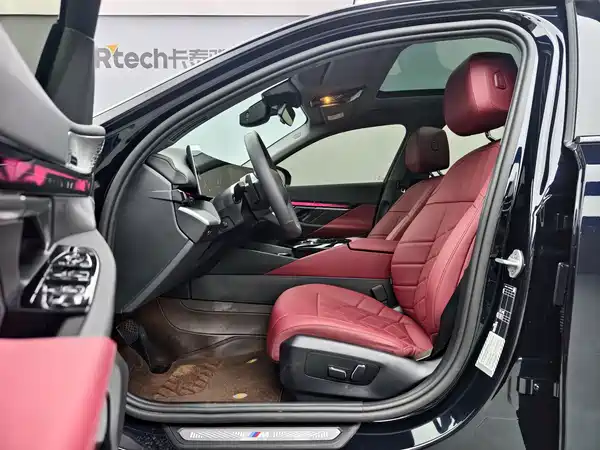 BMW 5 Series 2025