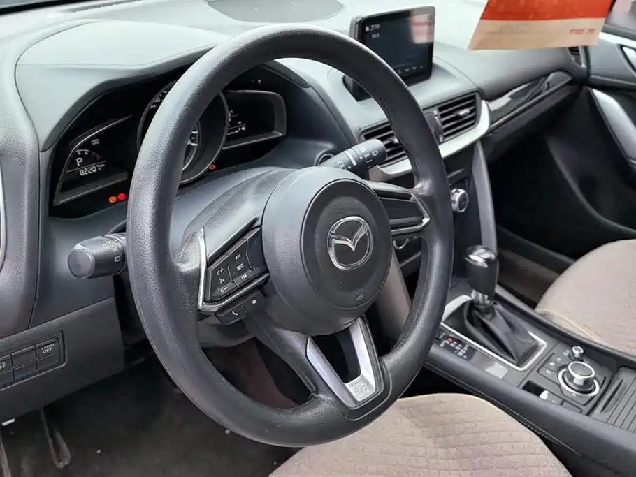 Mazda CX-4 2018 — фото 15