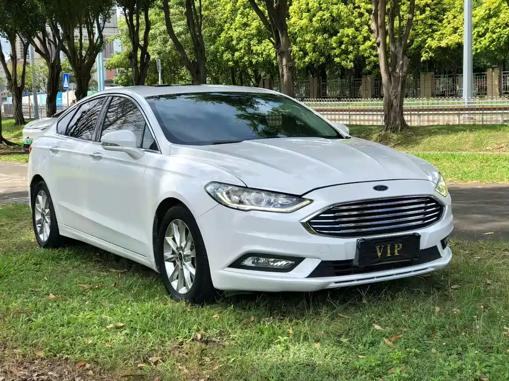 Ford Mondeo 2018 — фото 1