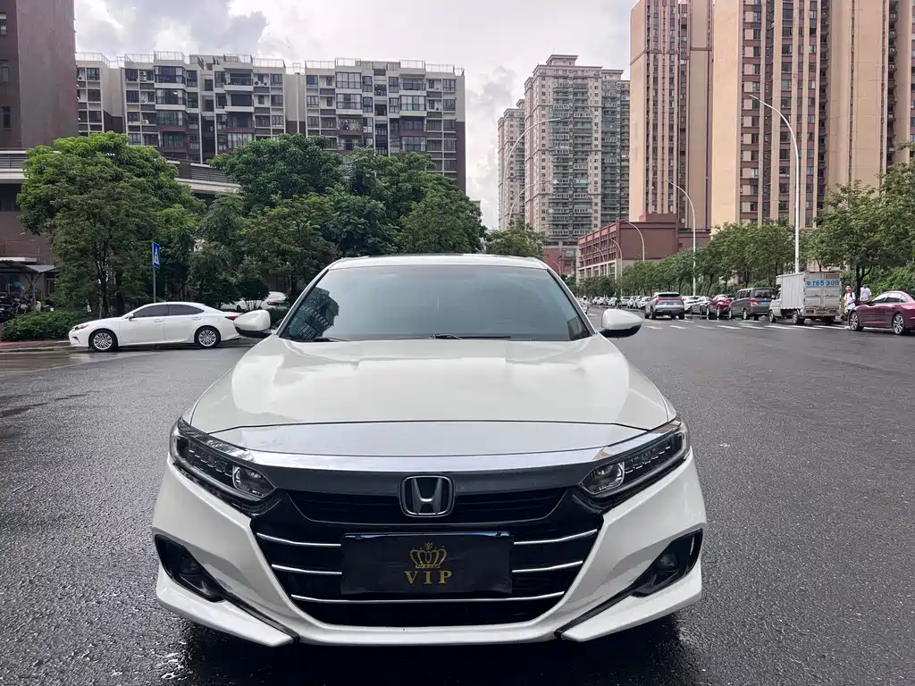 Honda Accord 2022 — фото 2