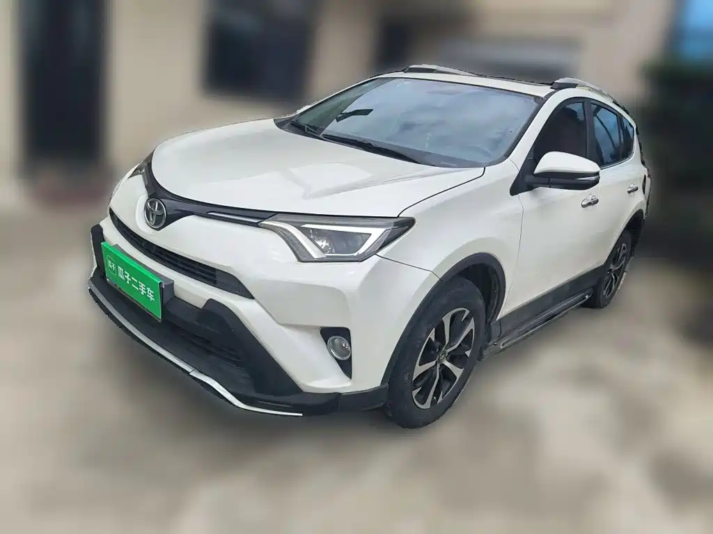Toyota RAV4 2017 — фото 2
