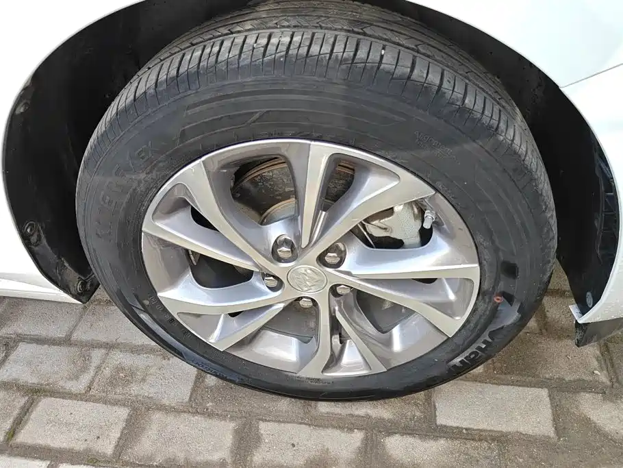 Buick Verano 2024