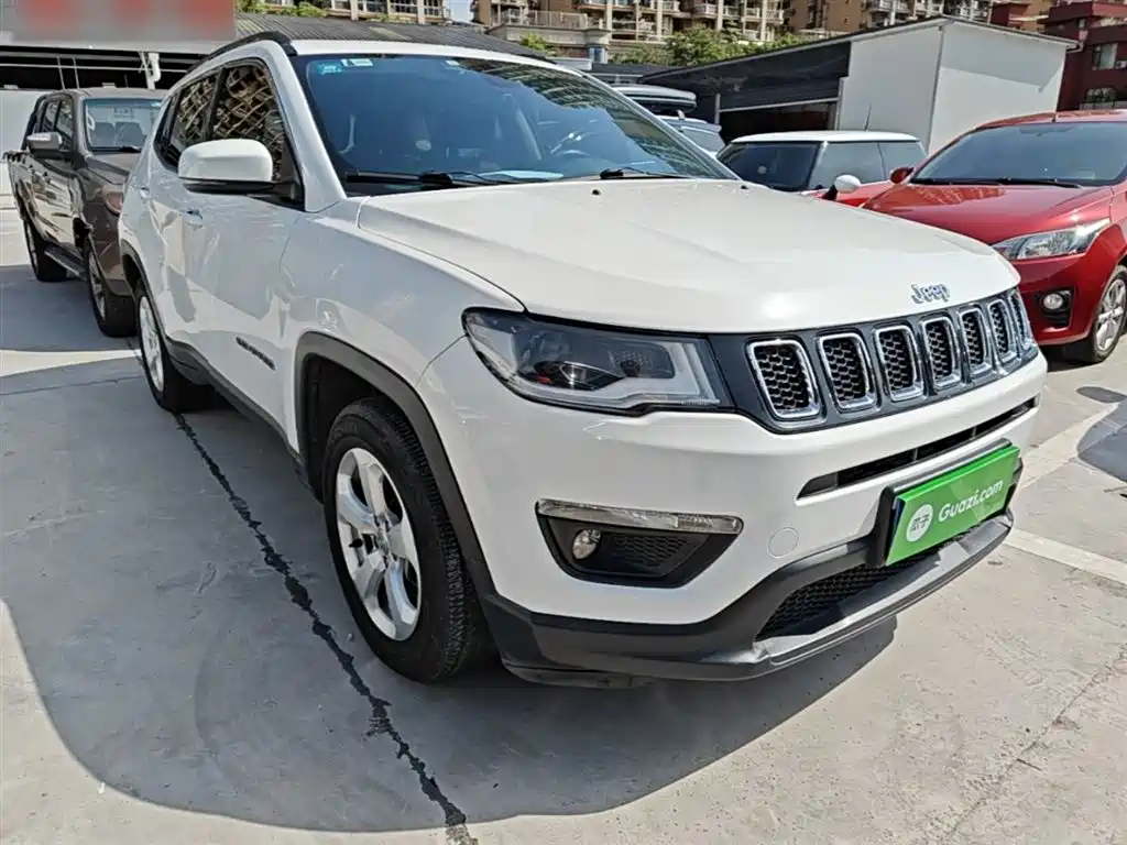 Jeep Compass 2018 — фото 4