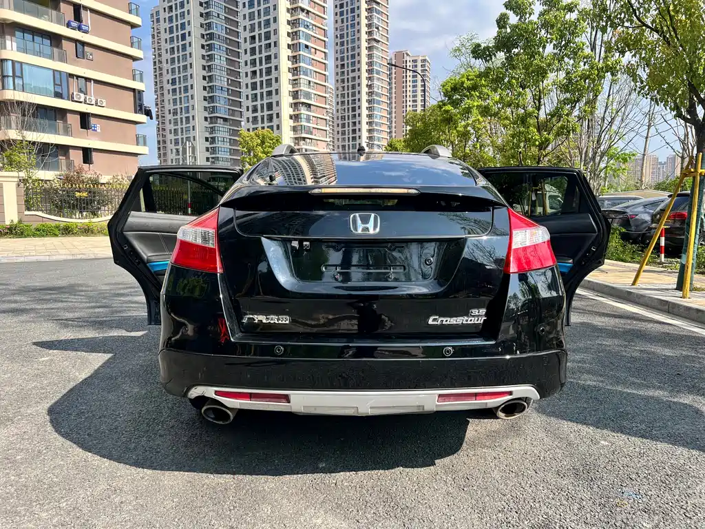Honda Crosstour 2014 — фото 15