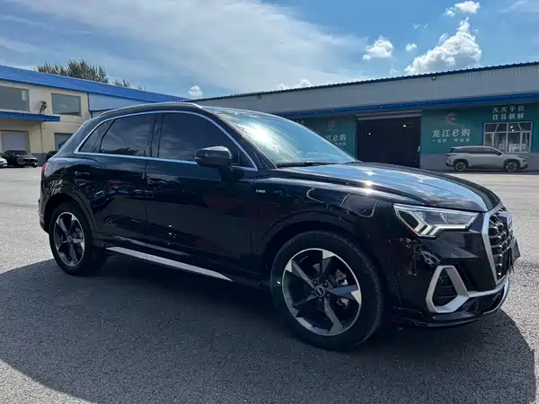 Audi Q3 2022
