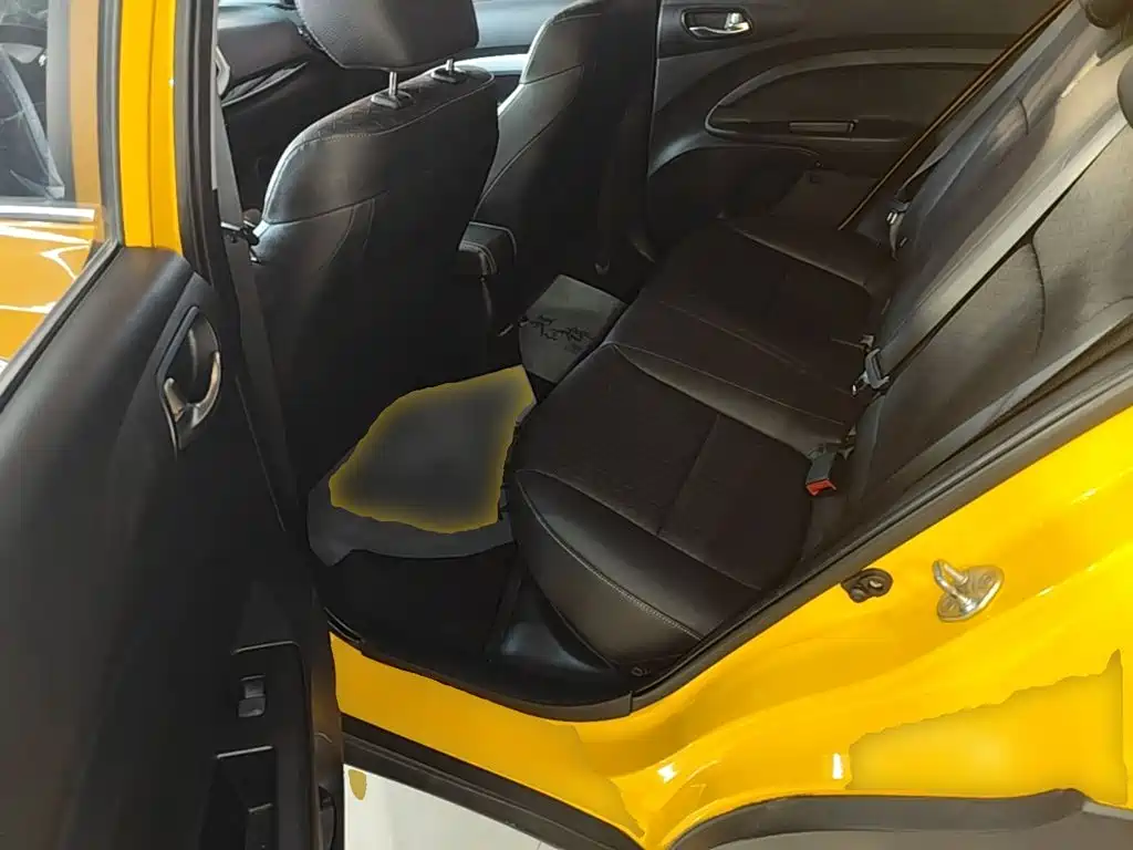 Kia KX1 2019 — фото 17