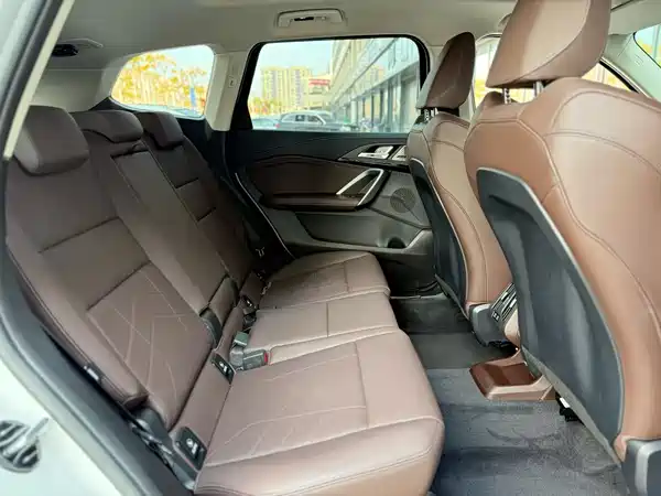 BMW X1 2025