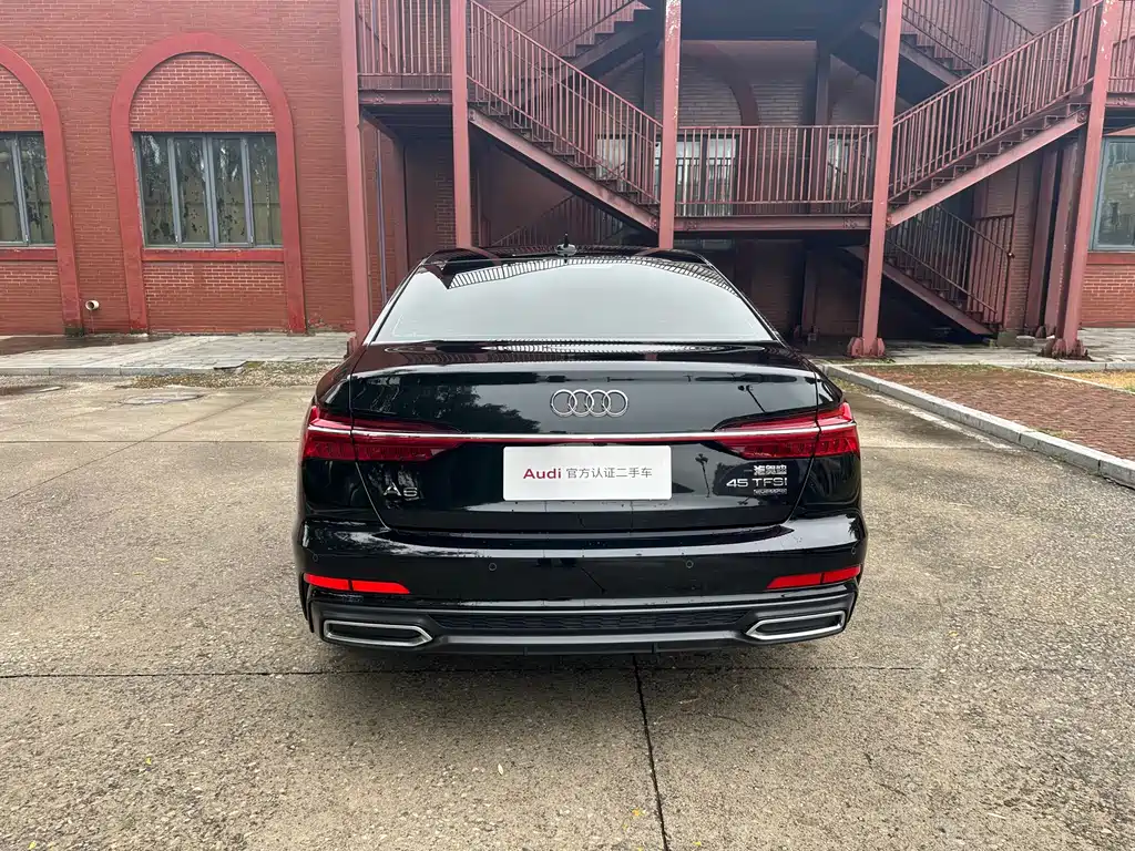 Audi A6L 2022