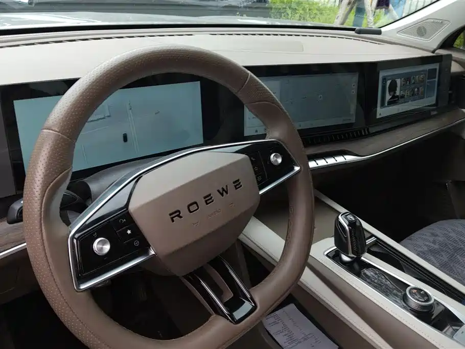 Roewe RX9 2024 — фото 12