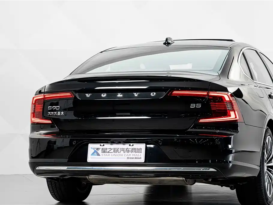 Volvo S90 2024 — фото 7