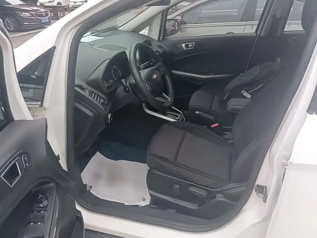 Ford Ecosport 2017 — фото 16