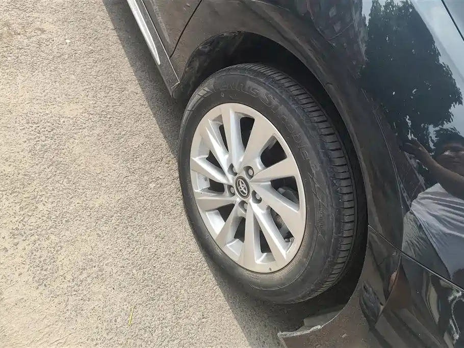 Toyota Camry 2023