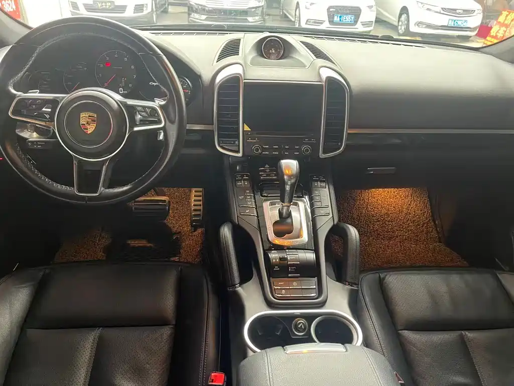 Porsche Cayenne 2018 — фото 4