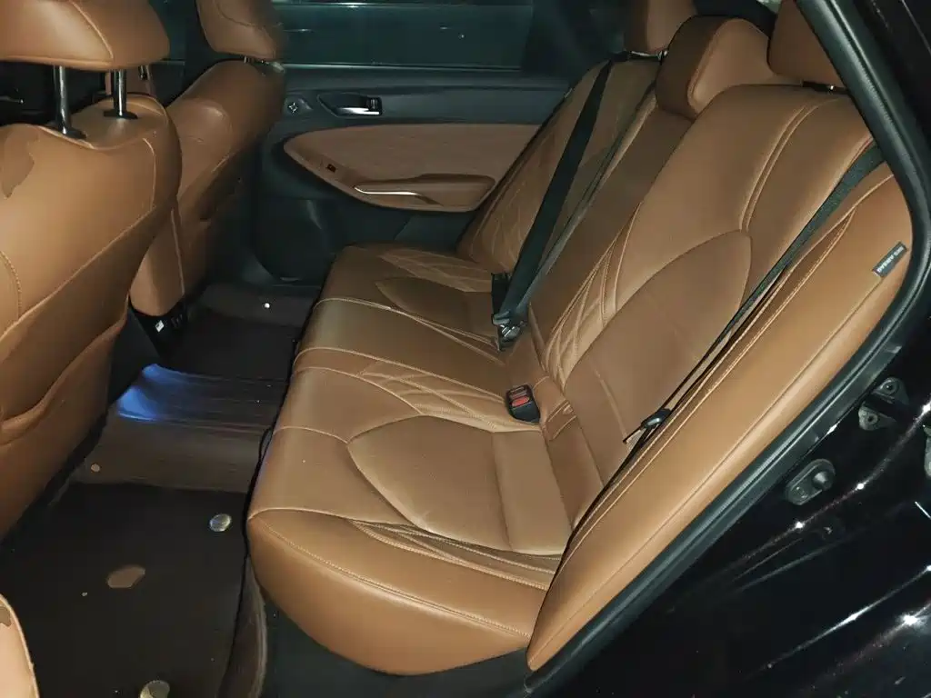 Toyota Avalon 2020 — фото 15