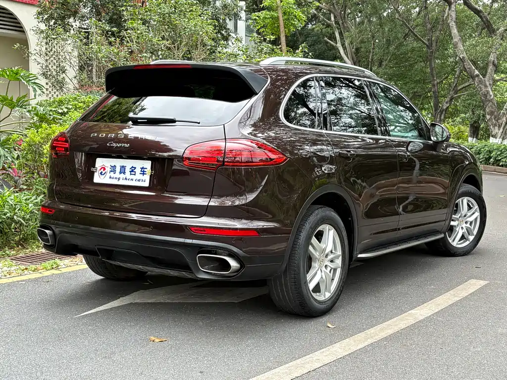 Porsche Cayenne 2016 — фото 5