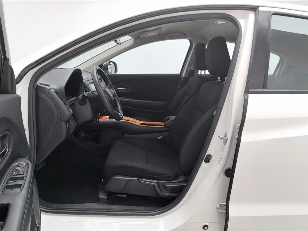 Honda Vezel 2017 — фото 10
