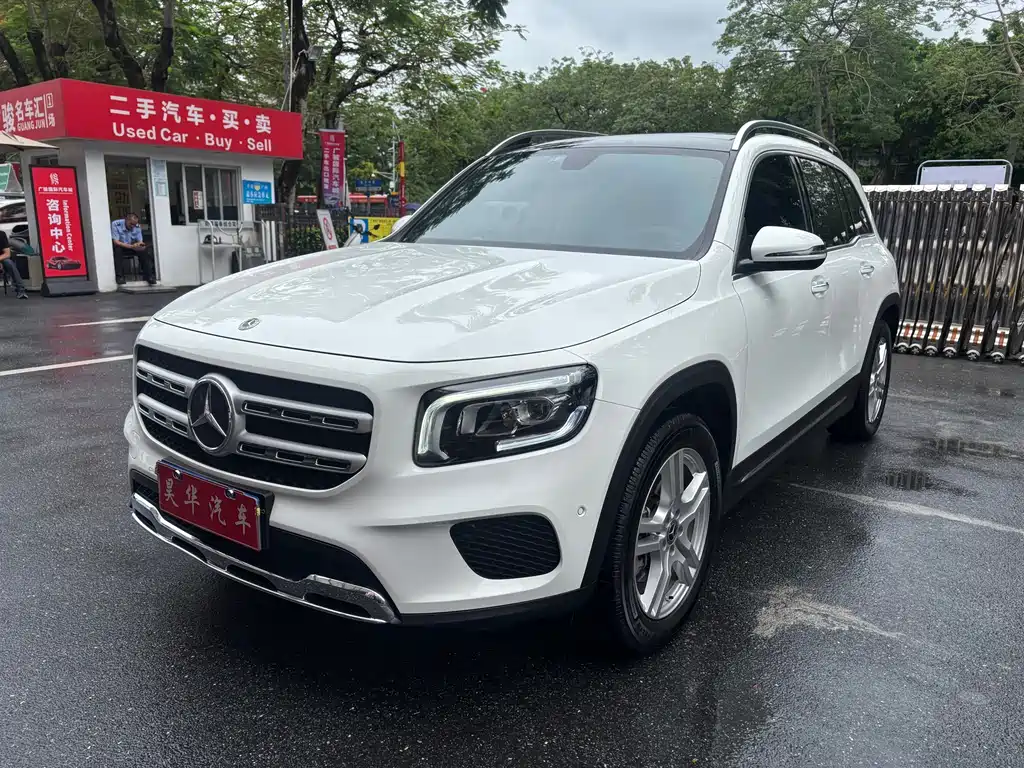 Mercedes-Benz GLB 2022