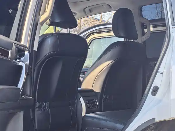 Lexus GX 2014